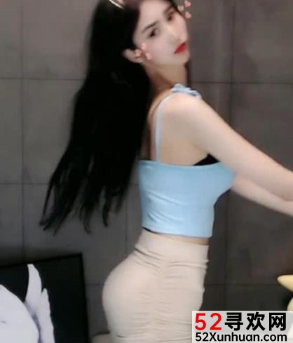 MH佳佳私人定制美妆、服装定制，一起追随网红MH佳佳的时尚之旅！