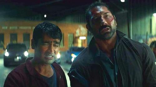 《抢劫巨额赃款，斯科特·阿金斯与杜夫·龙格尔领衔主演的犯罪动作片》《堕落之堡》