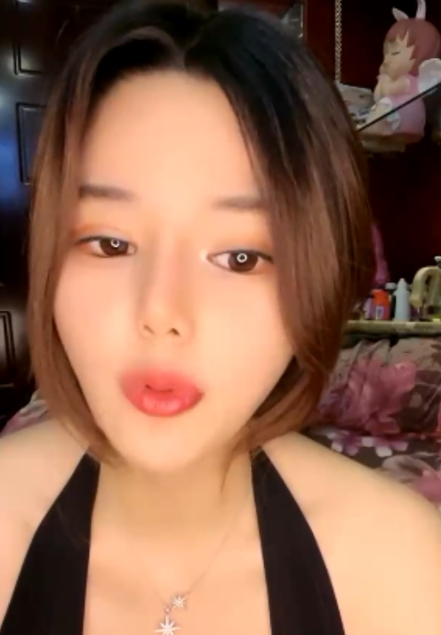 G罩杯吊钟大罩杯美七92v62.3g直播首秀，146人收藏，115次百度搜索