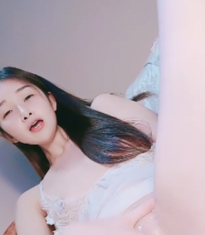 高颜值美少女依依：新增20部视频，总大小48.6G，百度ED2K热门收藏