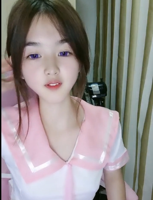 小晶晶释放魅力，355v404.5g视频收藏485，新增81v152g