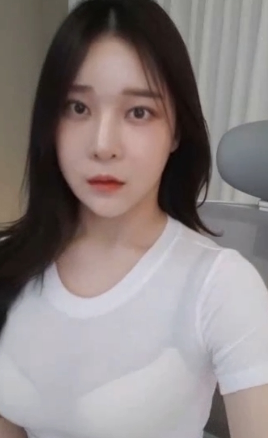 韩国女神主播布丁36v36g，收藏百度，甜美气质让人沉迷