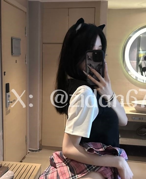 紫蛋：光“阴”反差女神，16v2.8g视频收藏369，百度，ED2K，新增6v