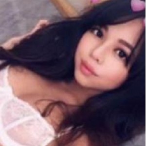 异域风情女神KittyXkum私拍合集，古典性感古铜色皮肤，前车大灯一对一，11.5G视频精彩内容丰富