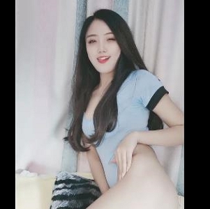 凤女老师的绝活：H播2v3.4g