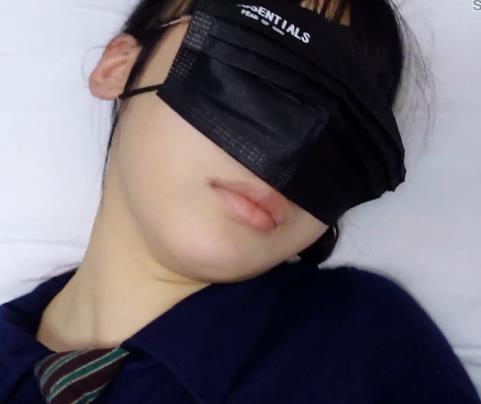 私房老虎菜原创模特系列第21弹：灌醉眼镜娘，玩了一夜更新速度快，营养资源丰富