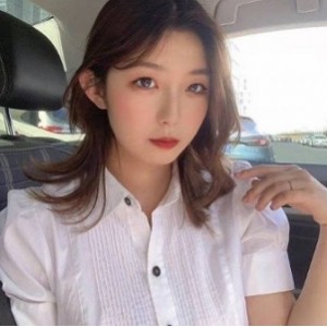 辉夜姬作品奇怪姿势V，5.9G资源火爆上贤妗