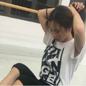 华裔素人大学萌妹小雪合集