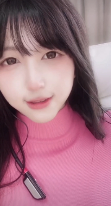 抖音兔柒柒露两点大摆锤半荤1v928M百度云资源-时尚潮流商品集合