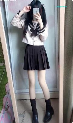 限时抢购P站抖音百万粉丝网红（野餐兔）私拍热舞资源合集