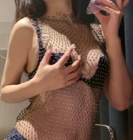 1.周慕汐2V394M手机2.周慕汐2V394M智能手机3.周慕汐2V394M移动电话4.周慕汐2V394M手机型号5.周慕汐2V394M手机规格