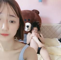 快手网红下水直播2V-556M：母女俩兴奋互摸