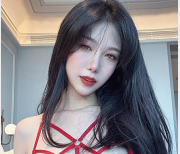 抖娘利世红se+you惑定制新作：高颜值网红美女资源，身材丝简职业，下载收藏