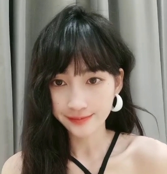 精选学妹美腿诱惑2v1.6g度盘