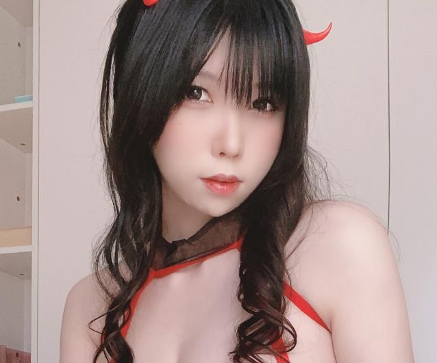 光“阴”小女友的摩擦情景：P站大神作品