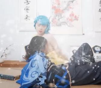 穿越王者荣耀：潘甜甜网红模特宫本武藏剧毒蔡文姬身材给大家带来1V434M创意数码资源