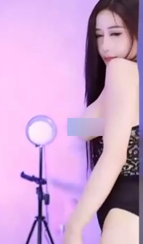 虎牙超人气超高颜值无数土豪追捧精选美女主播【精选浮力姬】美艳女神(桃一)稀缺有尺度定制作品合集_1V-400m