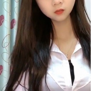 《苗老师：纯天然大胆的绝版45部视频合集》