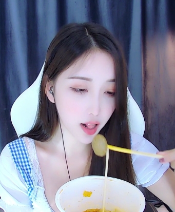 虎牙林软软直播作品三部