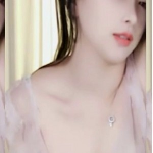 蛋宝宝定制展示：8V1G新品亮相，精美设计受热捧