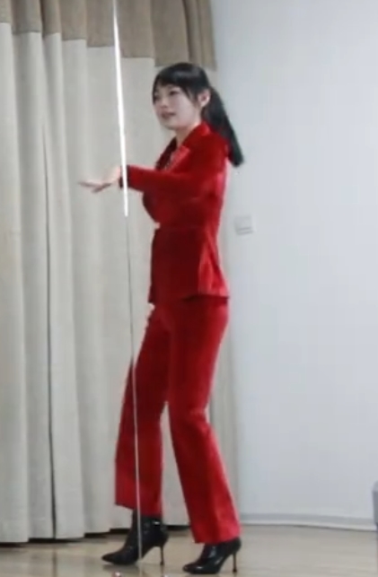 巧小君广场舞打包合集：专栏原版长视频，热舞动人，共6期32个版本，总大小2.4GB