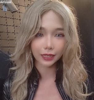 minichu》系列合集，是一个视频数量丰富，内容多样化的合集，展现了主角minichu的生活和想法。