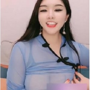 卡戴珊性感身材熊硕大直播视频