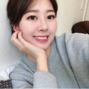 曝光台湾新闻传媒大学美女私密照片百度云