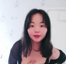 1V+M極品少婦黑絲內衣、1V+1G独自直播賺零花錢