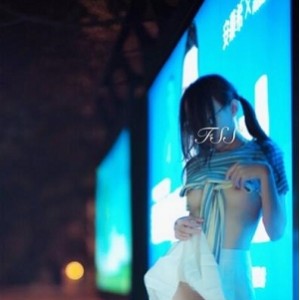 FSS冯珊珊稀缺精选合集本土女神展示高颜值，火爆散播墙内开花墙外香，肛锁求援，173v-21.5G