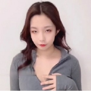 反差婊辉夜姬嘴艺指教怼脸上技巧