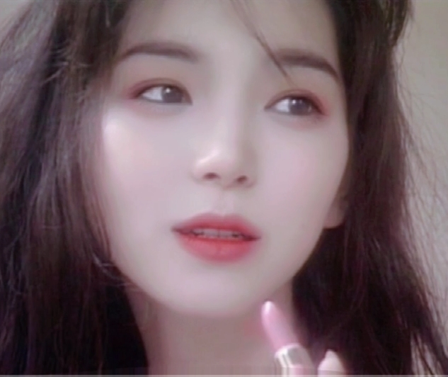 网红李雪玲颜值爆表，自行打包的视频资源-颜值天花板