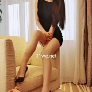 火爆人气：虎牙易直播顶流主播“初见美翻天”稀缺精选至爱自拍