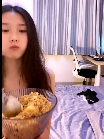 精选颜值精选清纯妹子纯浮力视频：浴室湿身、岛国A*V级别奇妙！