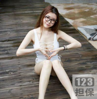 精选小秋秋御姐珍贵作品集:肉感激凸体质、颜值爆表的九妖玉兔,小翘臀大长腿,高端大气上档次,绝唱私拍自拍视频,Olive大作!