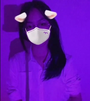 百合女大学生日常：温柔舌吻、宿舍床板、假jb运动，记录最美时光