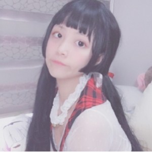 网红小奈奈：女仆装、萌妹子、宅男的最爱，用美丽改变世界