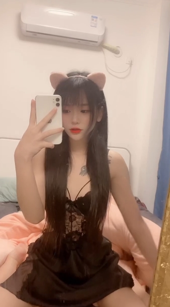 【补链】绝美主播@子璐+这清纯的脸蛋十分诱人【1p+9v+405MB】【百度云】