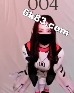 网红洋姐秒传视频：大罩杯肥逼妻子，颜值露脸看点，极高文明观阅，1币白嫖失效补档！