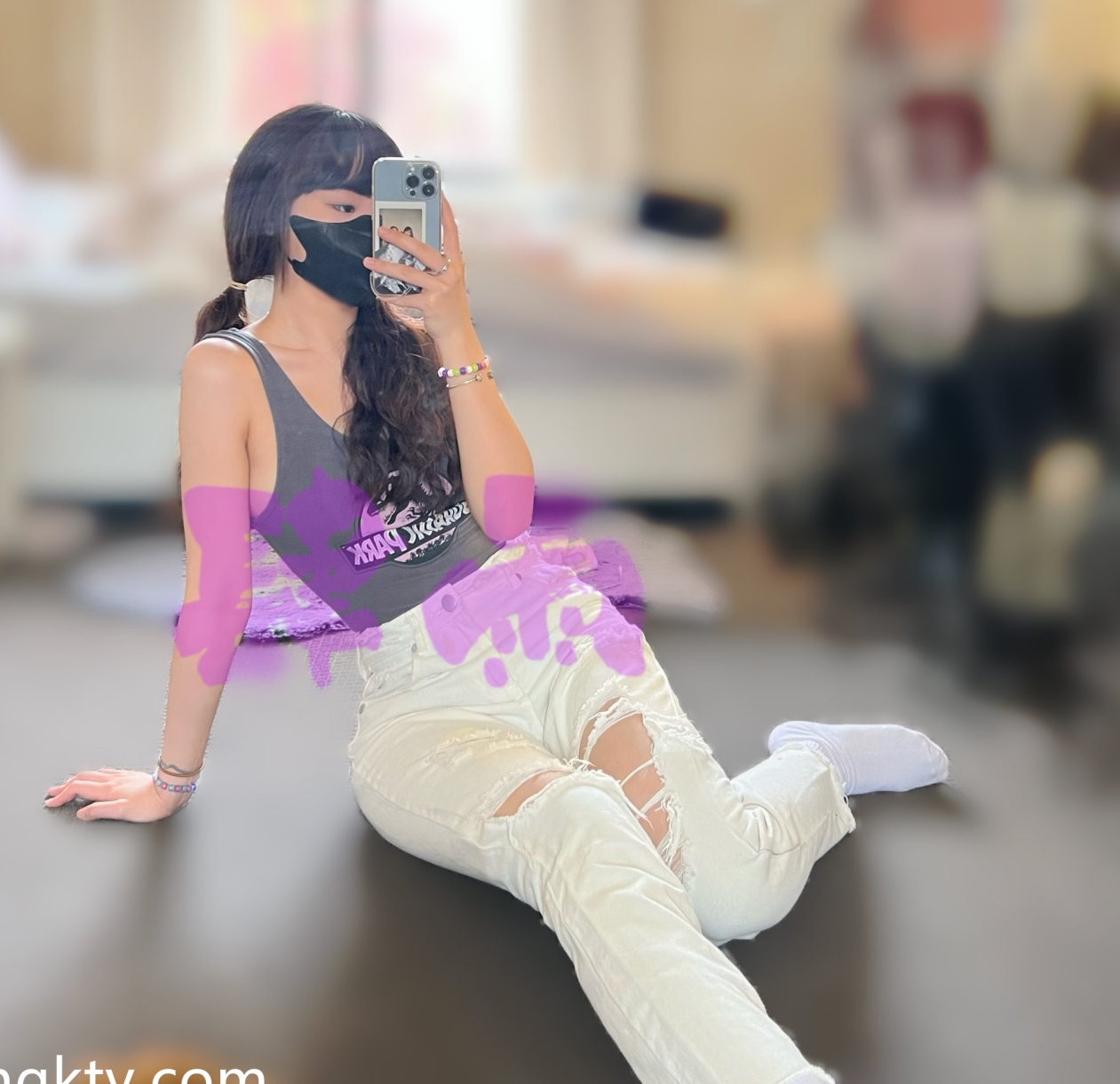 新晋大神奴印文化出道：S-M文化巅峰之作，花样人体蜈蚣，纯情重口味，1.2G资源教育，让你一次性获得糖果般的甜蜜感受！