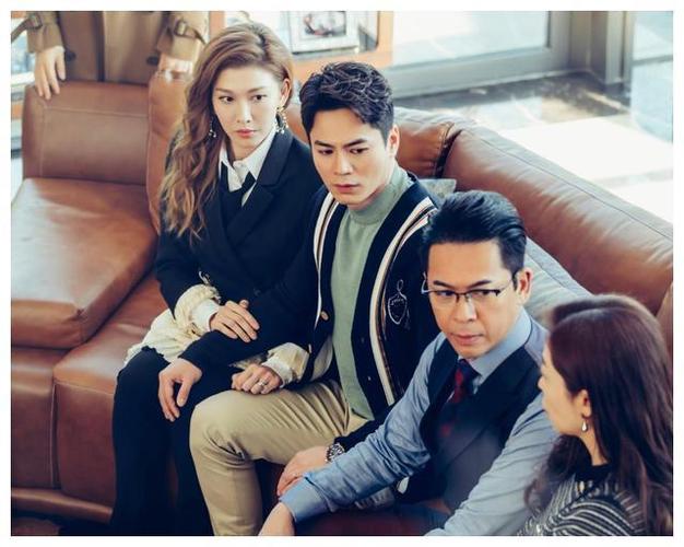 2022年最新发行：《家族荣耀：4K国粤双语、中字，张智霖杨茜尧主演的家庭剧，拾遗拾忆，感受家庭温暖》