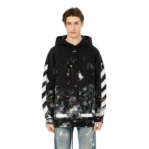 Off-Whitec_oVirgilAbloh的《BinaryExperience》——探索Off-White品牌的多元精神