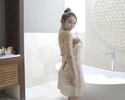 网红尤妮丝：私人订制的性感视频，让你心神不宁！