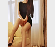 最新易直播初见美翻天足控必看