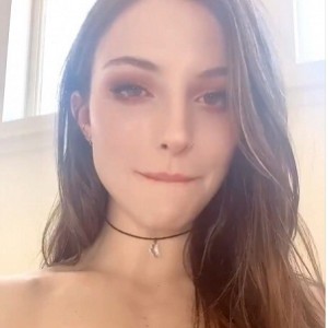 最新外网颜值第一美女《dainty wild》资源