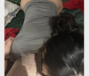 最新南京新婚极品蜜桃臀女主带男人回家偷情