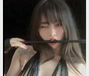 最新某推网红考研大学生模特恐龙小宝贝