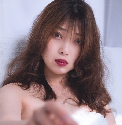 极品名模【高端摄影5】超有尺度露脸私拍