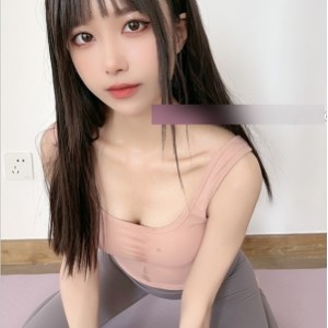 onlfyans系列-瑜伽垫上荧光棒自玩特辑