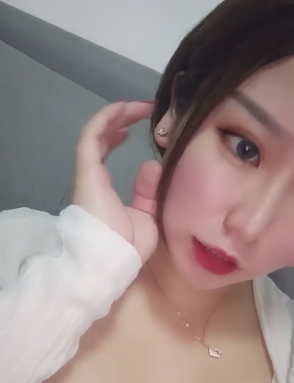 风韵熟妇在酒店与人花样偷吃